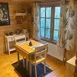シャレー Log ウィットビー